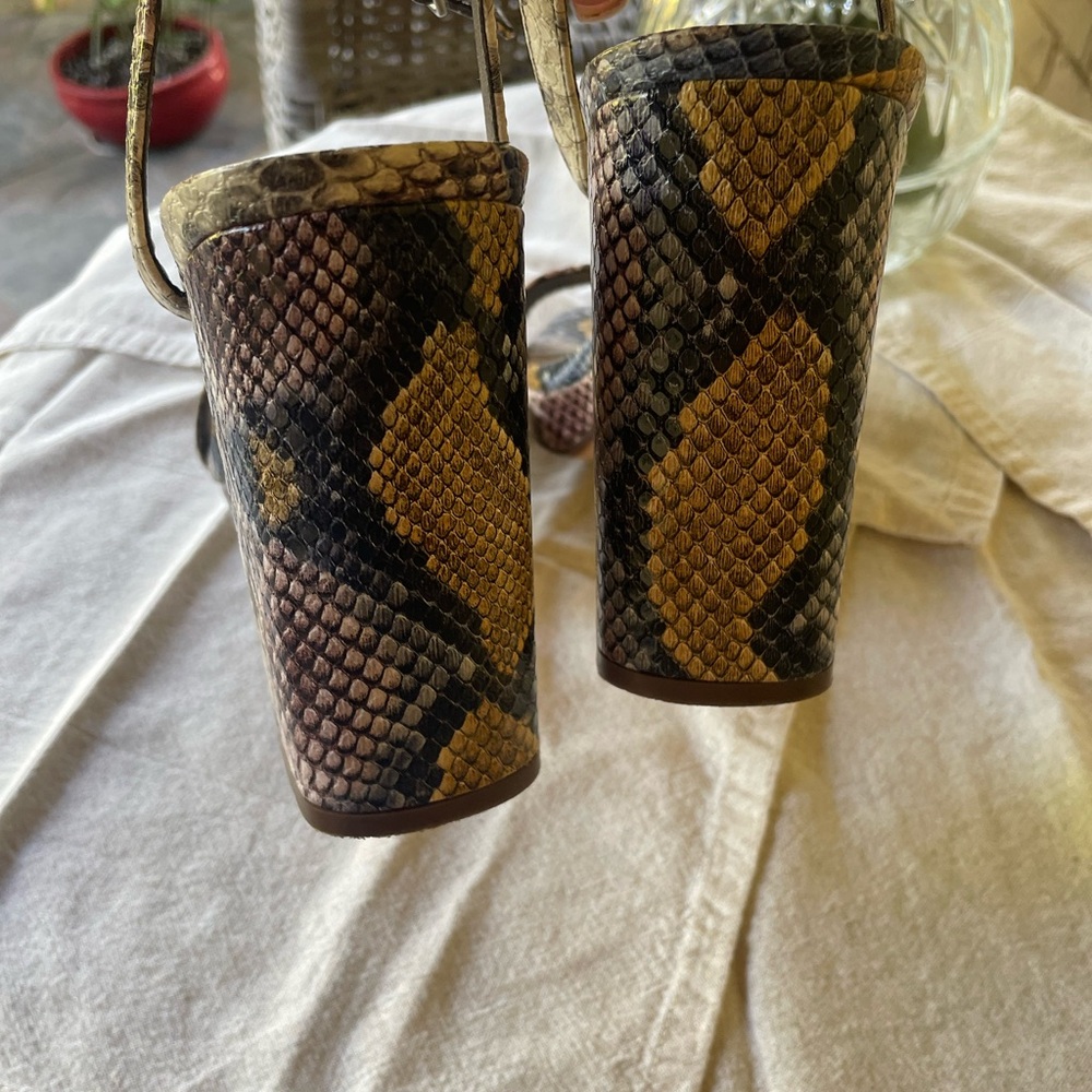 MADDEN GIRL Dancerr Faux Snakeskin chunky block heels EUC - Picture 7 of 9